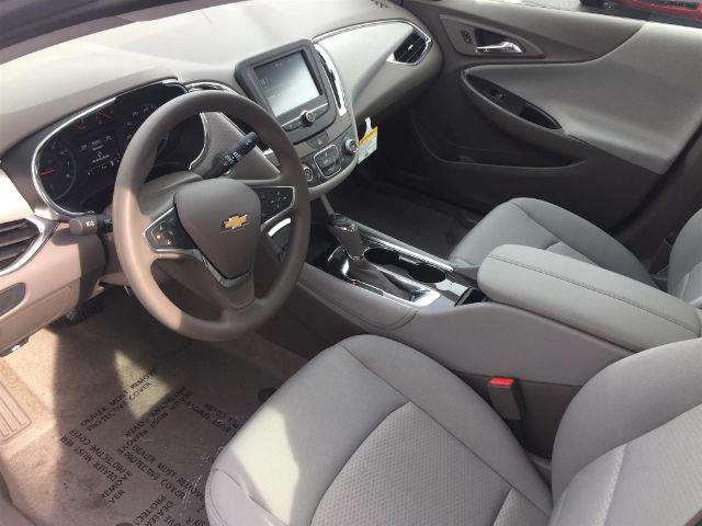 Chevrolet Malibu 2017 photo 11